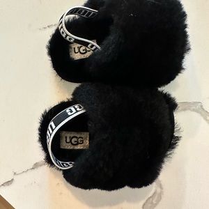 UGG infant slippers- Fluff Yeah Slide